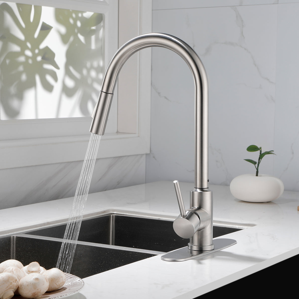 Stainless Steel Kitchen Sink Faucet With Pull down Sprayer - Image 2