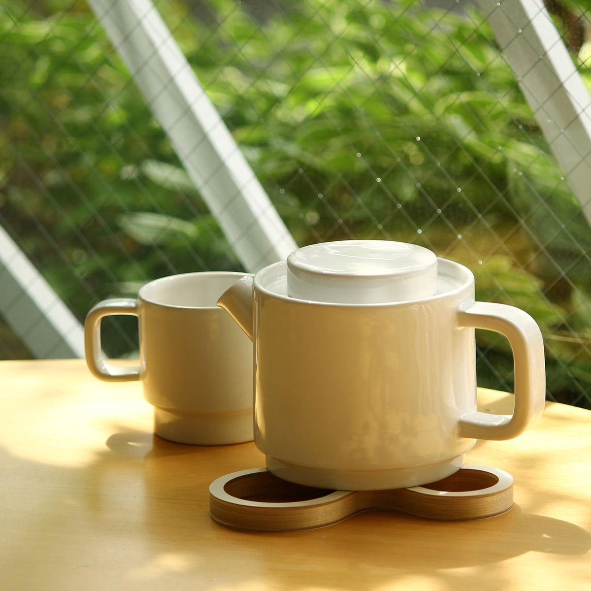 wooden mug mat and table trivet