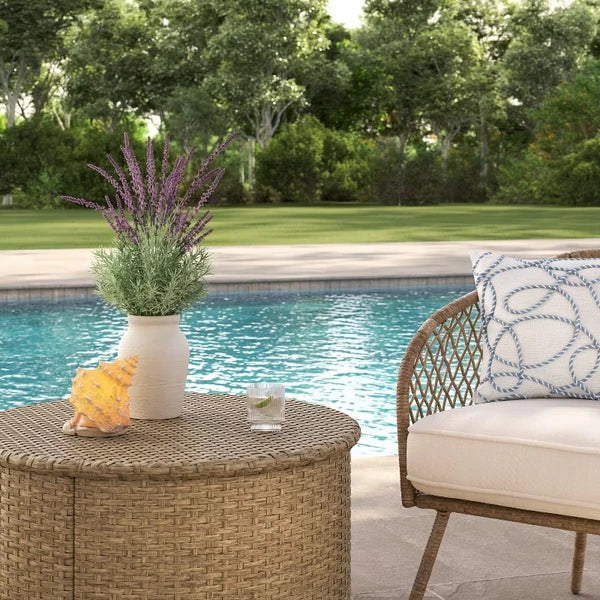 Illuminated Outdoor Patio Conch Shell - Image 4