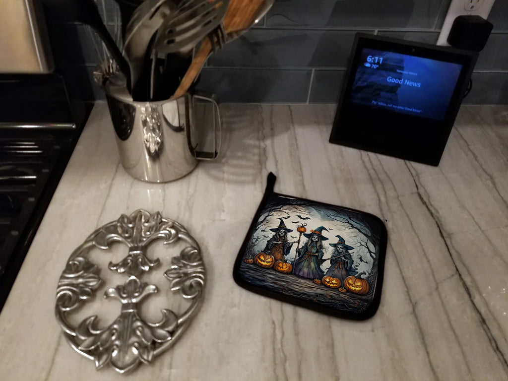 Witches Spooky Halloween Pair of Pot Holders Kitchen Heat Resistant Pot Holders - Image 5