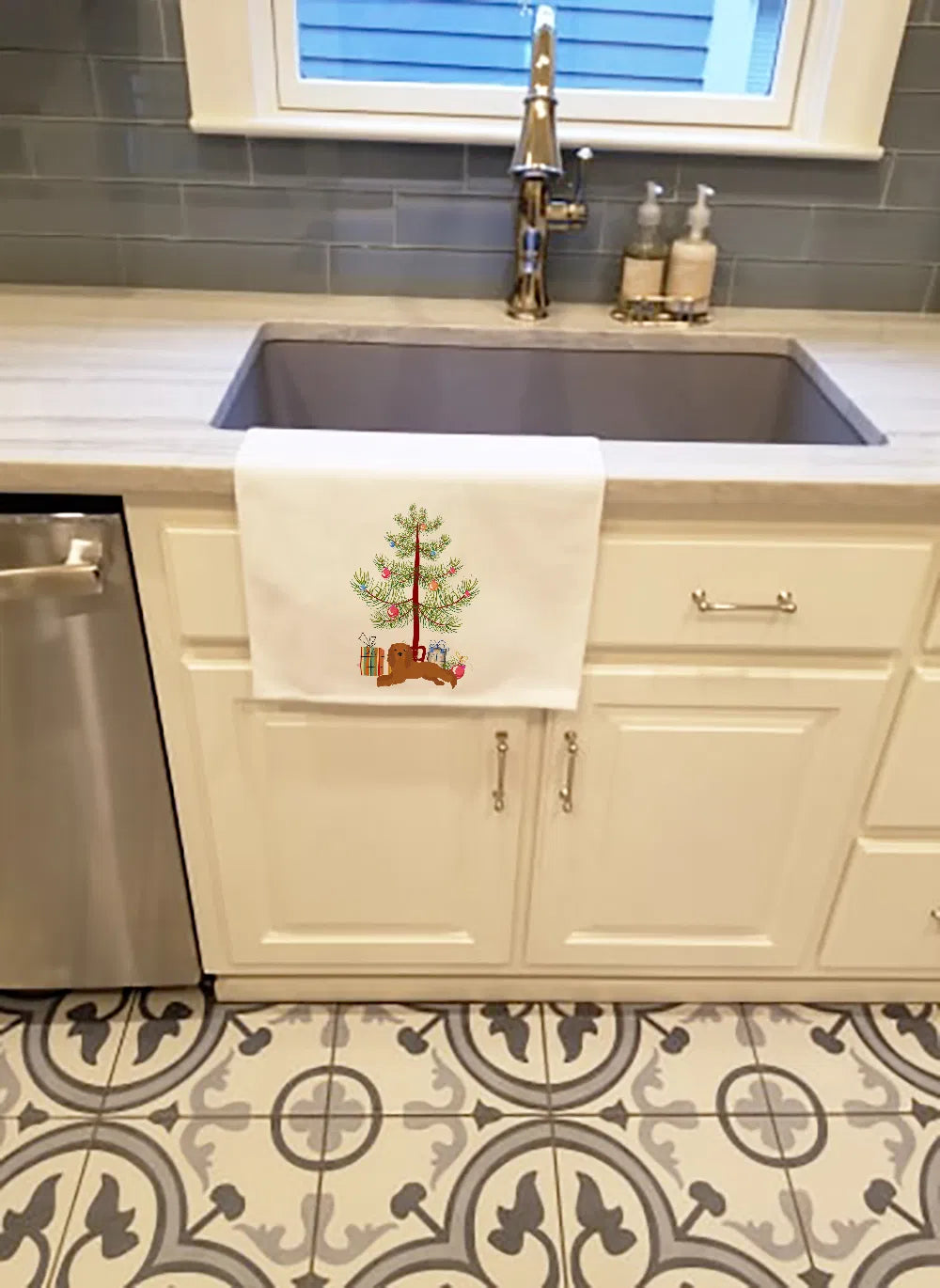 NEW Ruby Cavalier King Charles Spaniel Christmas Tree Kitchen Towel Set of 2 - Image 2