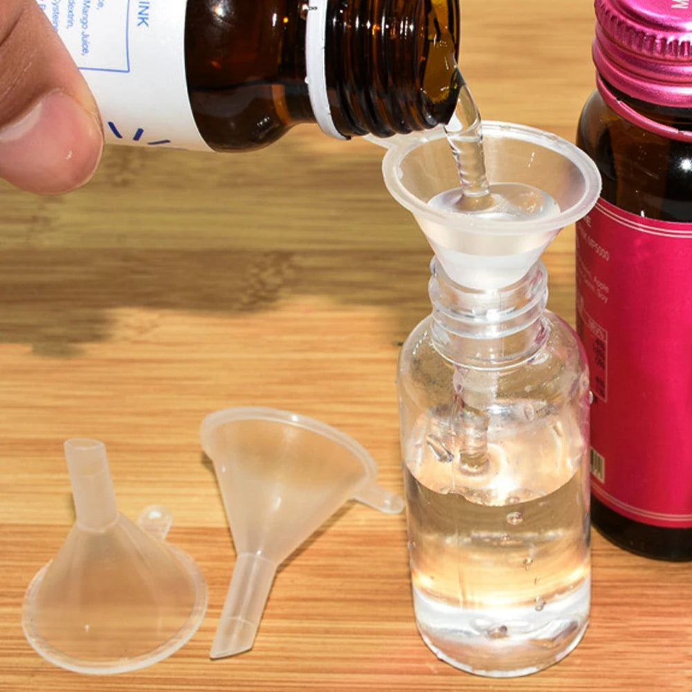 3pcs mini plastic dispenser for product angle 7