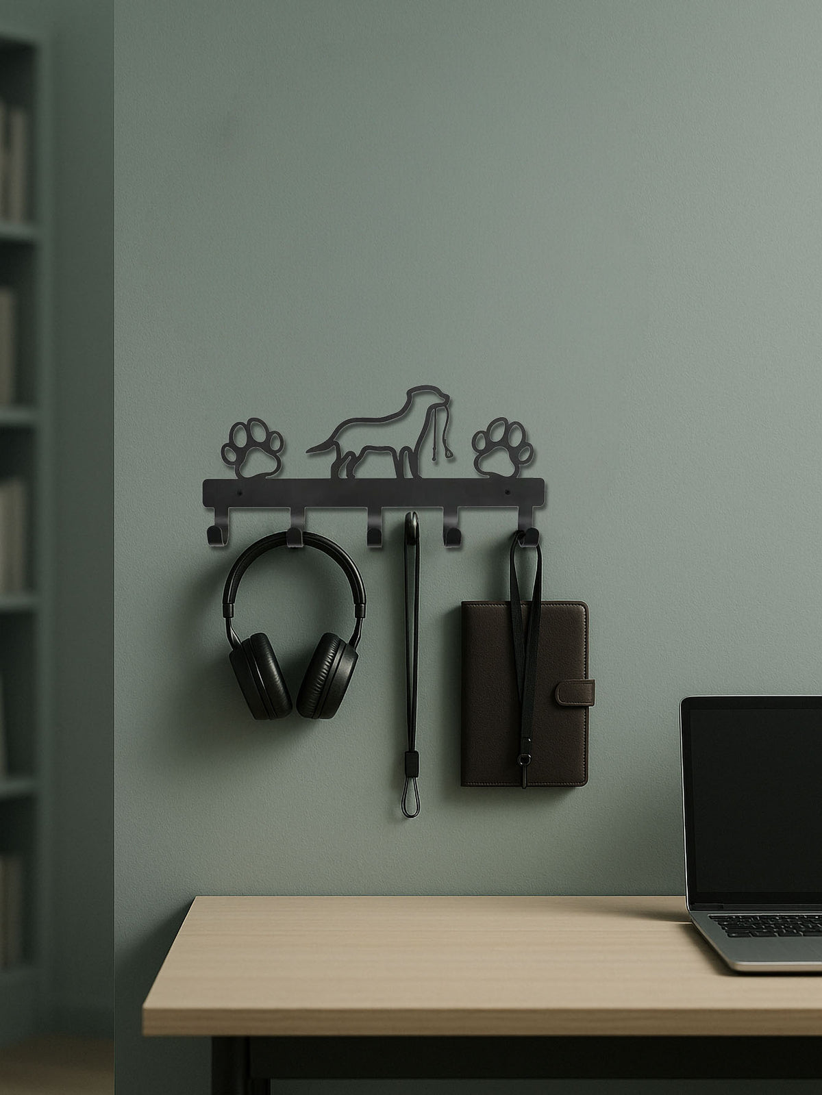 wall-mounted metal key holder with hooks
