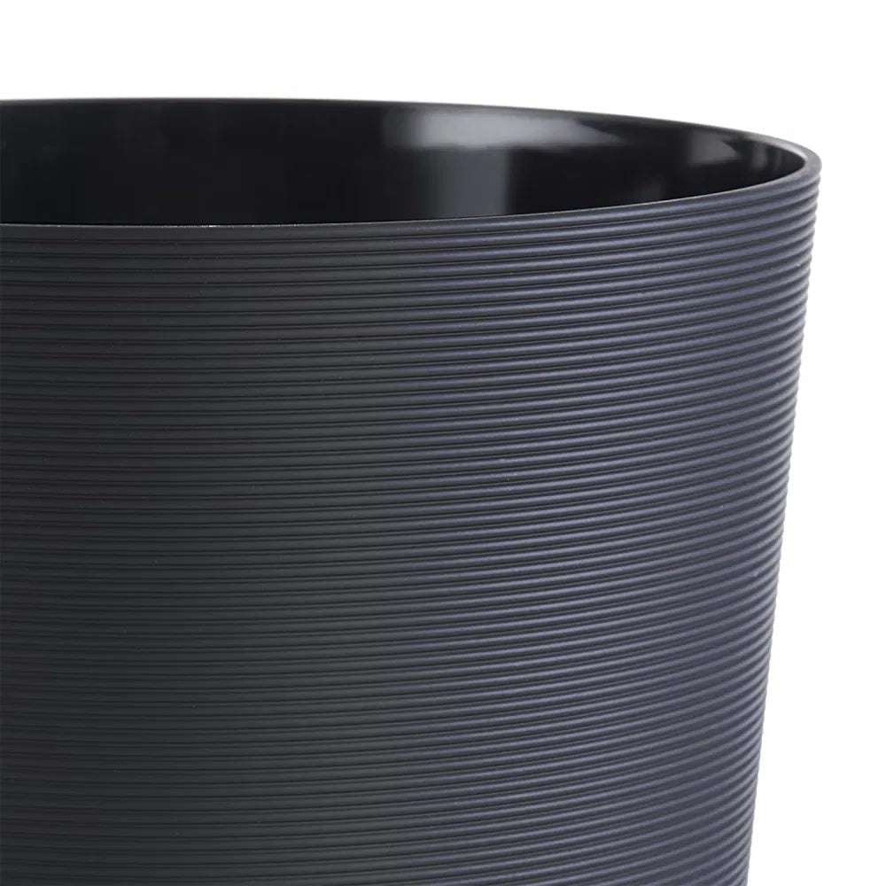 Soft Touch Ribbed Plastic 1.98 Gallon Black Trash Can - Image 4