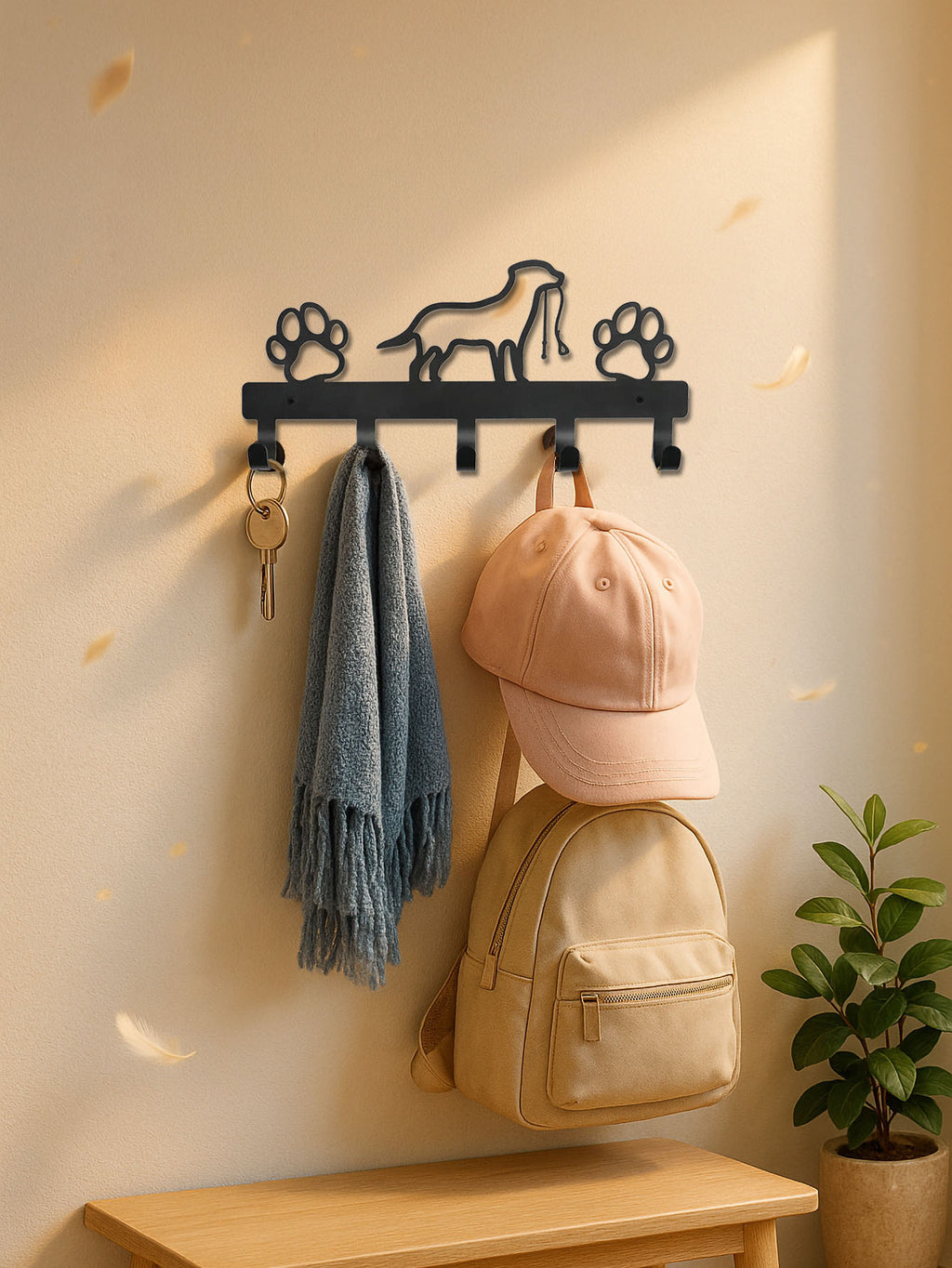 wall-mounted metal key holder with hooks
