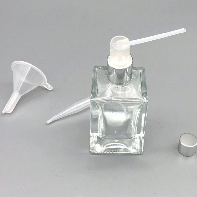 3pcs mini plastic dispenser for in use lifestyle