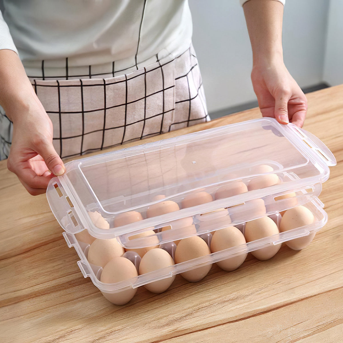 2pcs plastic egg holder stackable product angle 7