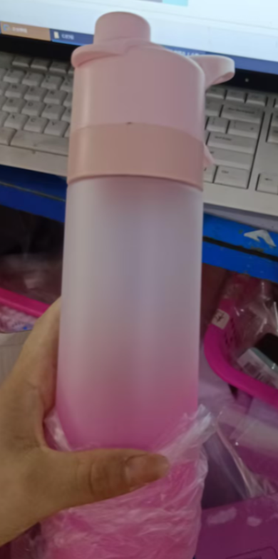 Spray Water Bottle For Girls Outdoor Sport Fitness Water Cup Large Capacity - Image 3