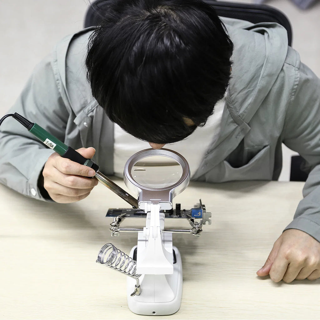 LED Light Helping Hands Magnifying Glass 3X/4.5X w/ 360°Adjust Third Hand