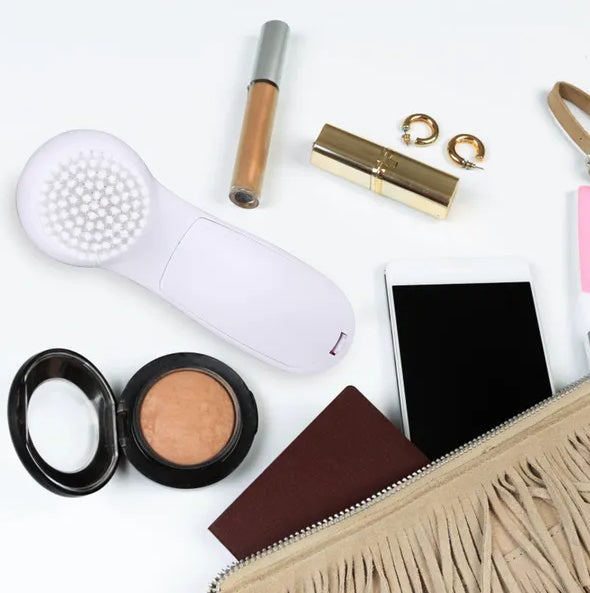 facial cleansing brush face spin in use lifestyle